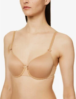 Chantelle Basic Invisible Memory Foam T-shirt Bra 11 Chantelle Basic Invisible Memory Foam T-shirt Bra -Sweaty Betty Store 218 73048496 124174 TOFFEE ALT04