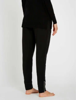 Zip Detail Strech-cotton Jogging Bottoms -Sweaty Betty Store 770 10121 ZICJG BLACK ALT02
