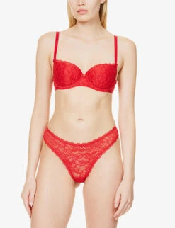 Aubade Rosessence Lace Thong 9 Aubade Rosessence Lace Thong -Sweaty Betty Store R00093751 GALA ALT01