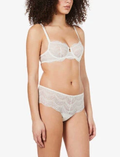 Simone Perele Karma Half-cup Stretch-lace Bra 9 Simone Perele Karma Half-cup Stretch-lace Bra -Sweaty Betty Store R03733910 030IVORY ALT02