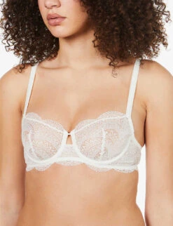 Simone Perele Karma Half-cup Stretch-lace Bra 11 Simone Perele Karma Half-cup Stretch-lace Bra -Sweaty Betty Store R03733910 030IVORY ALT04