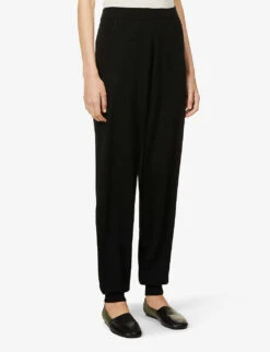 Hotoveli Tapered Mid-rise Cashmere Jogging Bottoms -Sweaty Betty Store R03866824 BLACK ALT02