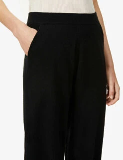 Hotoveli Tapered Mid-rise Cashmere Jogging Bottoms -Sweaty Betty Store R03866824 BLACK ALT04