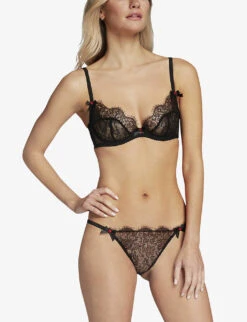 AGENT PROVOCATEUR Lorna Scalloped-lace Underwired Bra 9 AGENT PROVOCATEUR Lorna Scalloped-lace Underwired Bra -Sweaty Betty Store R03907070 BLACK ALT02
