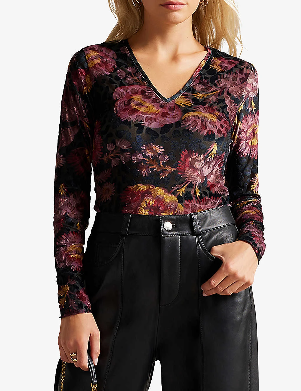 Ted Baker Lauriy Floral-print Stretch-devoré Velvet Bodysuit 5 Ted Baker Lauriy Floral-print Stretch-devoré Velvet Bodysuit - Image 3