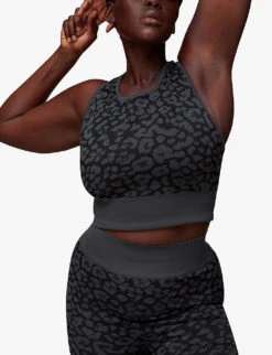Whistles Animal-print Seamless Stretch-jersey Sports Bra 9 Whistles Animal-print Seamless Stretch-jersey Sports Bra -Sweaty Betty Store R04056800 BLACK ALT02