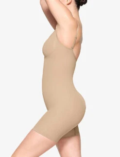 Sculpt Ruched Stretch-woven Body 8 Sculpt Ruched Stretch-woven Body -Sweaty Betty Store R04134830 CLAY ALT02