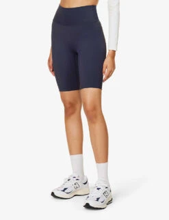 Ultimate Fitted High-rise Stretch-woven Shorts 9 Ultimate Fitted High-rise Stretch-woven Shorts -Sweaty Betty Store R04153529 MIDNIGHTBLUE ALT02