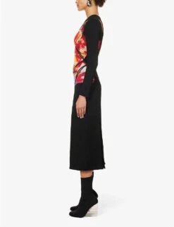 Alexander McQueen Orchid-print Cut-out Knitted Midi Dress 10 Alexander McQueen Orchid-print Cut-out Knitted Midi Dress -Sweaty Betty Store R04154720 BLACKREDYELLOW ALT02