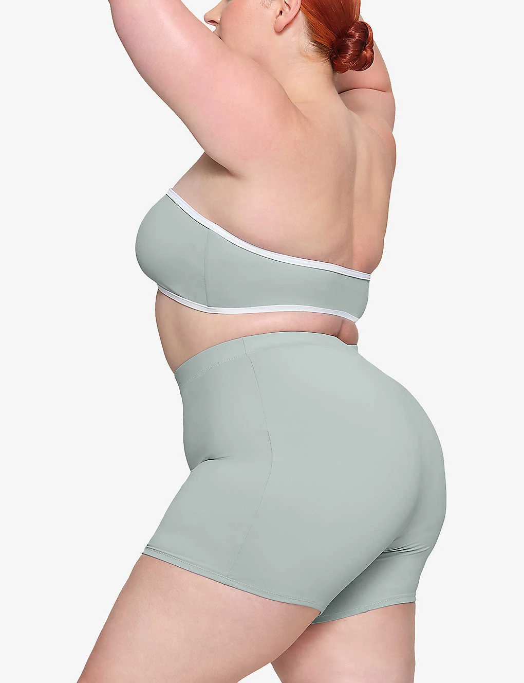 Sporty Mid-rise Stretch-recycled Nylon Shorts 5 Sporty Mid-rise Stretch-recycled Nylon Shorts - Image 3