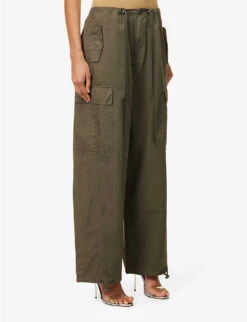 GOOD AMERICAN Parachute Wide-leg Drawstring-hem Cotton Trousers 11 GOOD AMERICAN Parachute Wide-leg Drawstring-hem Cotton Trousers -Sweaty Betty Store R04166623 FATIGUE001 ALT03