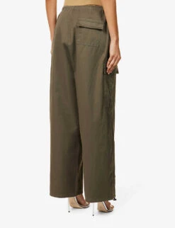 GOOD AMERICAN Parachute Wide-leg Drawstring-hem Cotton Trousers 12 GOOD AMERICAN Parachute Wide-leg Drawstring-hem Cotton Trousers -Sweaty Betty Store R04166623 FATIGUE001 ALT04
