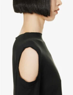 Exposed-shoulder Long-sleeved Cotton Maxi Dress 12 Exposed-shoulder Long-sleeved Cotton Maxi Dress -Sweaty Betty Store R04171262 BLACK ALT04