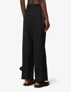 Sacai Structured-waist Wide-leg Mid-rise Woven Trousers 11 Sacai Structured-waist Wide-leg Mid-rise Woven Trousers -Sweaty Betty Store R04180383 BLACK ALT03