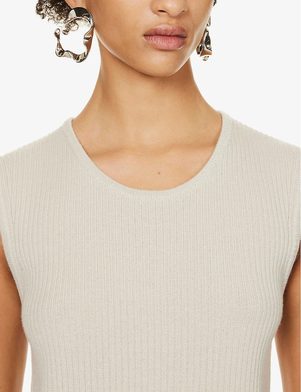 Dries Van Noten Ribbed Round-neck Wool Knitted Vest 7 Dries Van Noten Ribbed Round-neck Wool Knitted Vest - Image 5