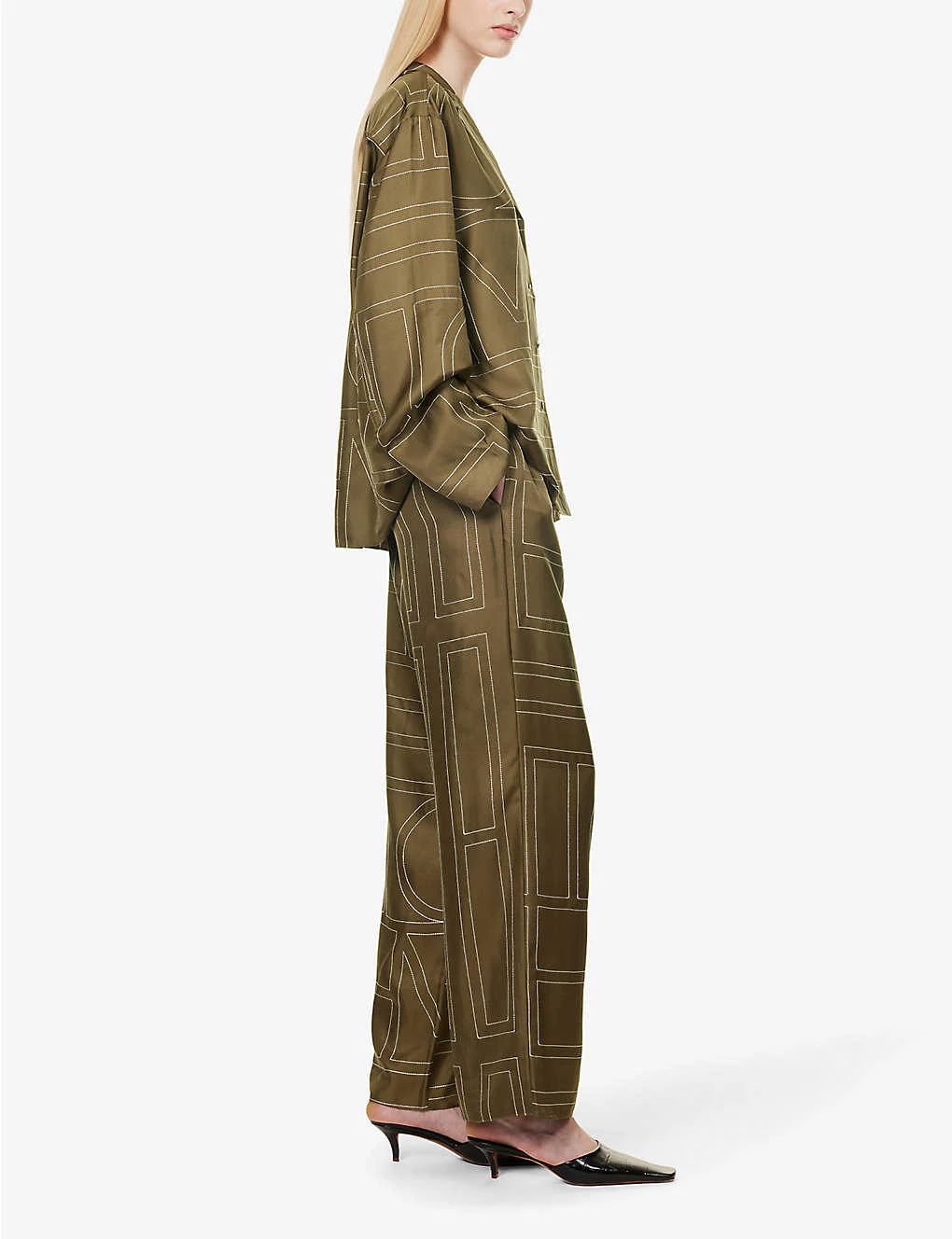 Toteme Monogram Wide-leg Mid-rise Silk Trousers 4 Toteme Monogram Wide-leg Mid-rise Silk Trousers - Image 2