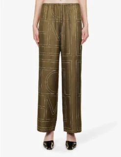 Toteme Monogram Wide-leg Mid-rise Silk Trousers 9 Toteme Monogram Wide-leg Mid-rise Silk Trousers -Sweaty Betty Store R04183206 MOCHA ALT02