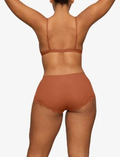 Fits Everybody Lace-trimmed Stretch-woven Boy Shorts 9 Fits Everybody Lace-trimmed Stretch-woven Boy Shorts -Sweaty Betty Store R04200824 BRONZE ALT03