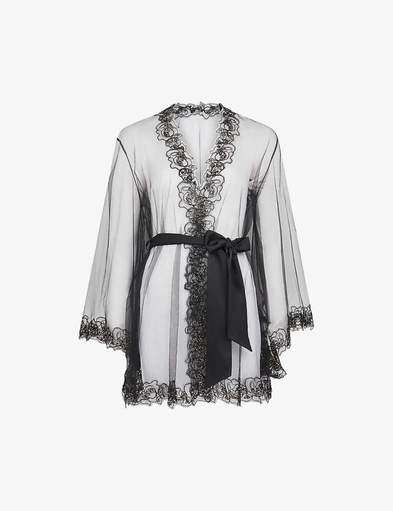 Front Page -Sweaty Betty Store R04129127 BLACK M 768x1000 1