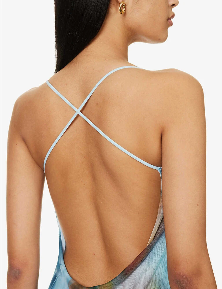 Front Page -Sweaty Betty Store R04148248 MULTI ALT03 768x1000 Copy